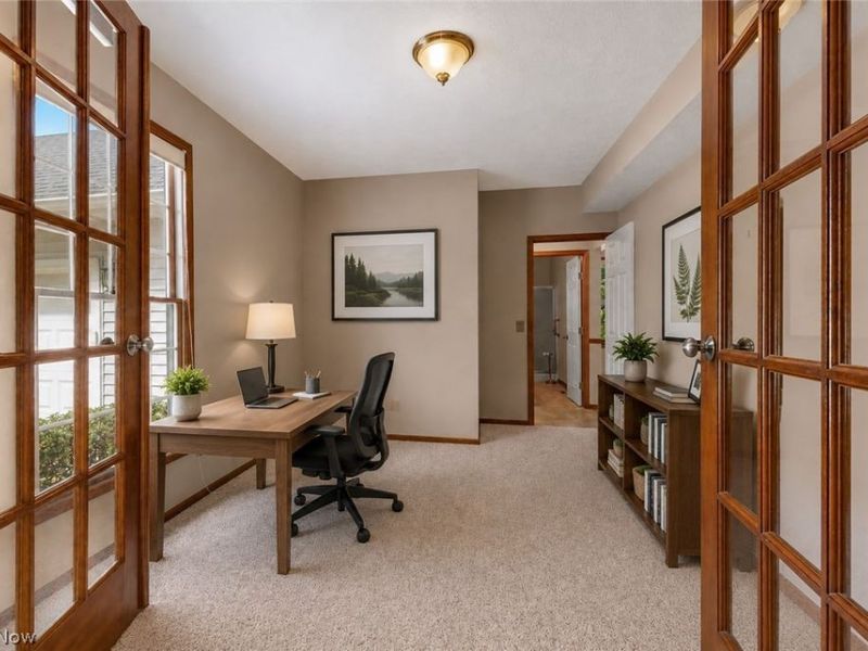 19889 Stoughton Drive, Strongsville, OH 44149 Photo 22