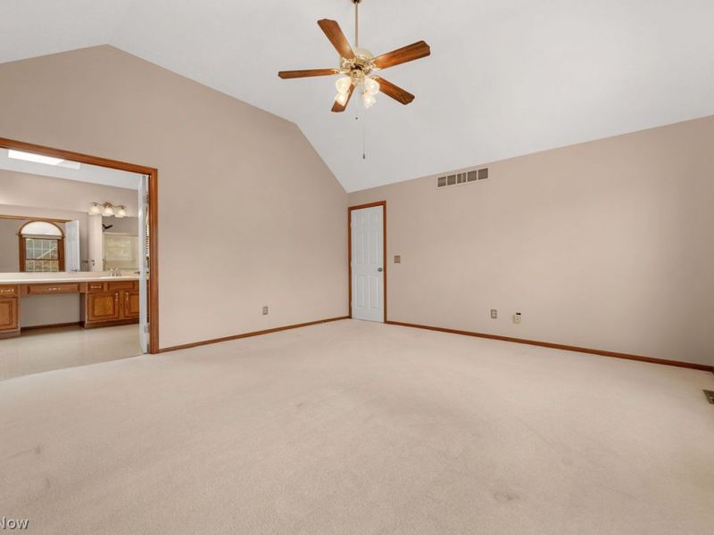 19889 Stoughton Drive, Strongsville, OH 44149 Photo 33