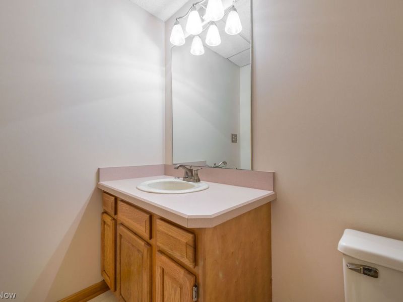 19889 Stoughton Drive, Strongsville, OH 44149 Photo 39