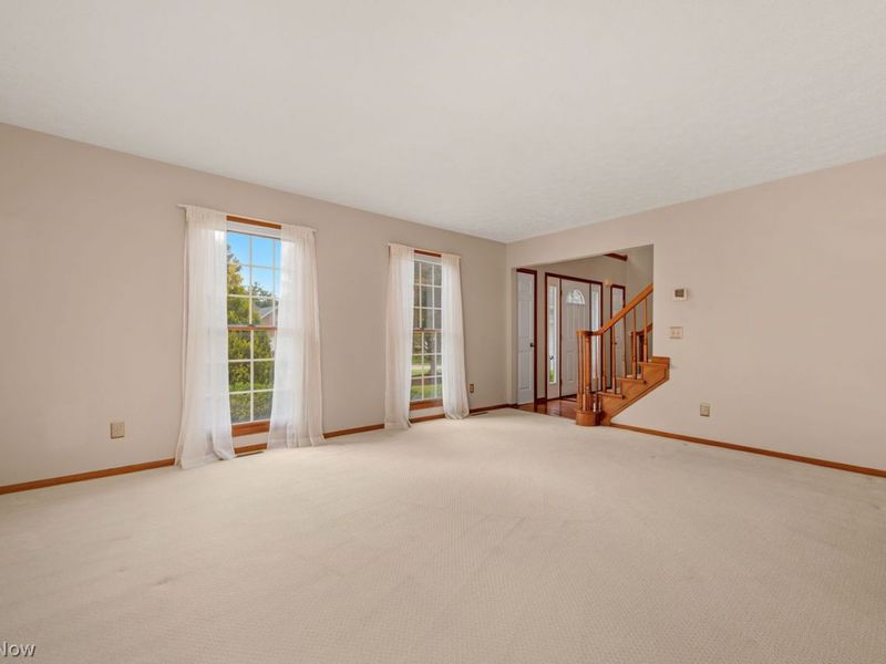 19889 Stoughton Drive, Strongsville, OH 44149 Photo 9