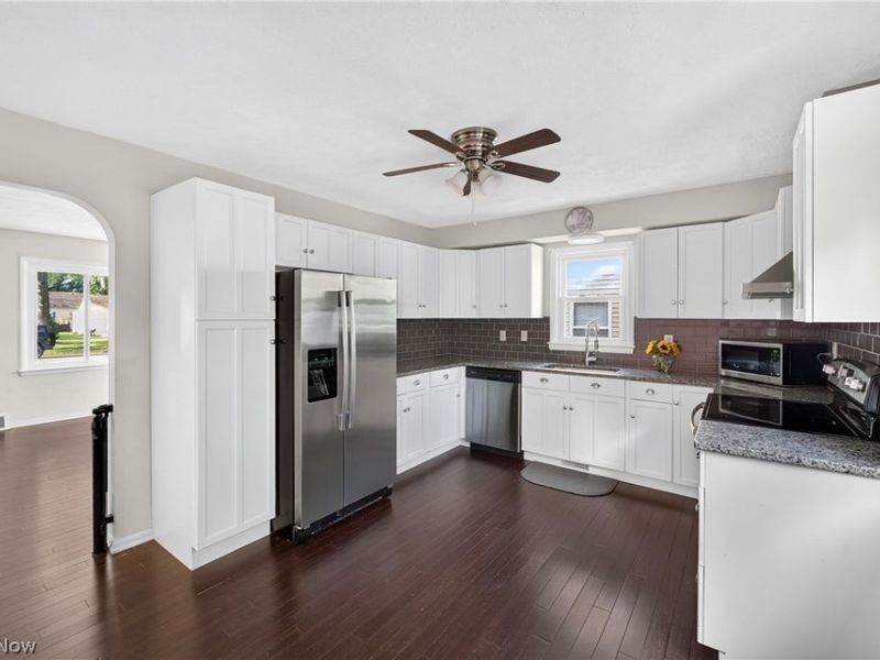 27834 Rexford Road, Bay Village, OH 44140 Photo 10