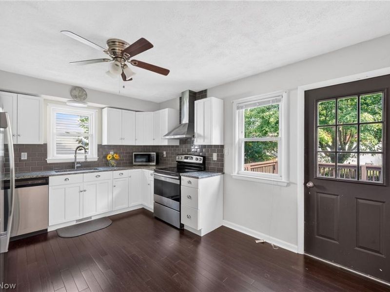 27834 Rexford Road, Bay Village, OH 44140 Photo 9