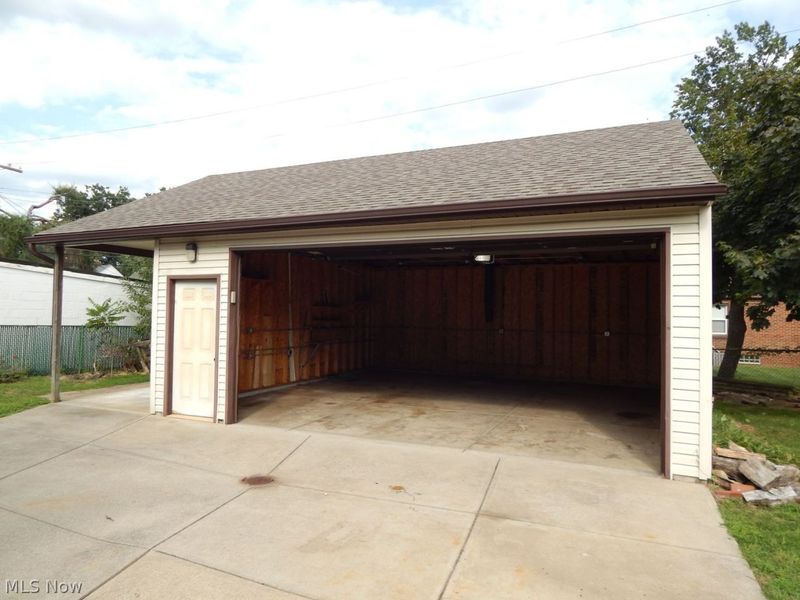 4401 W 146th Street, Cleveland, OH 44135 Photo 25