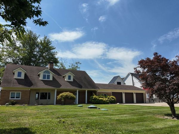 1086 E Hickory Grove Road , Port Clinton, OH 43452