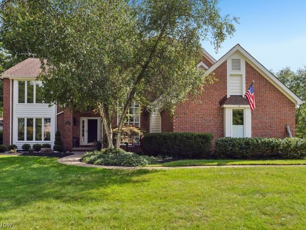 3685 Cinnamon Way , Westlake, OH 44145