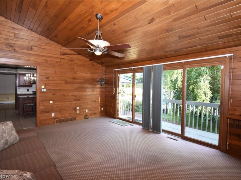 7134 PINE GROVE Drive, Hubbard, OH 44425 Photo 17