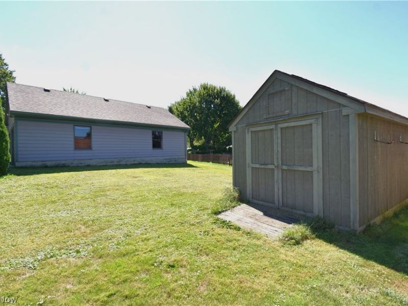 7134 PINE GROVE Drive, Hubbard, OH 44425 Photo 48