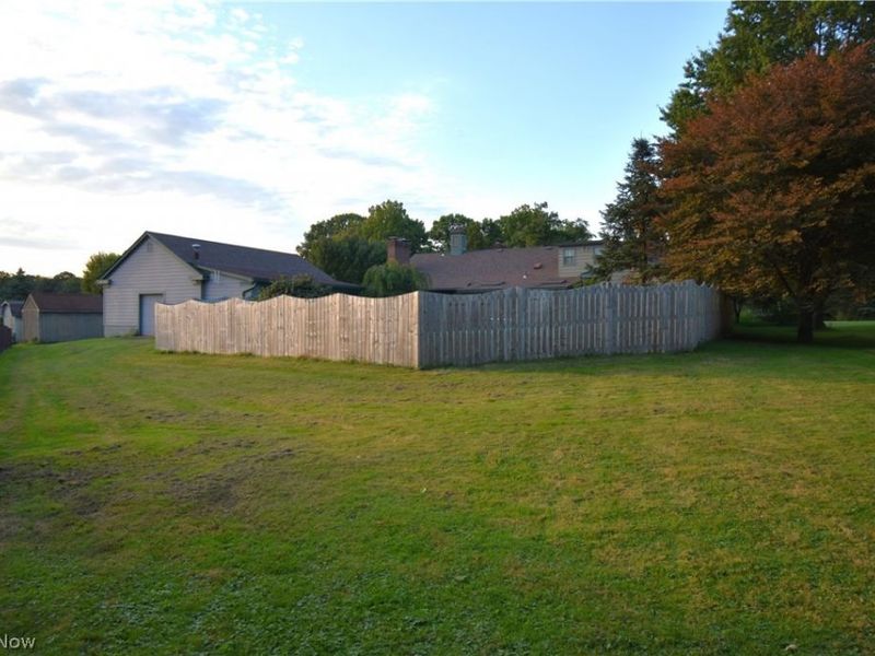 7134 PINE GROVE Drive, Hubbard, OH 44425 Photo 50