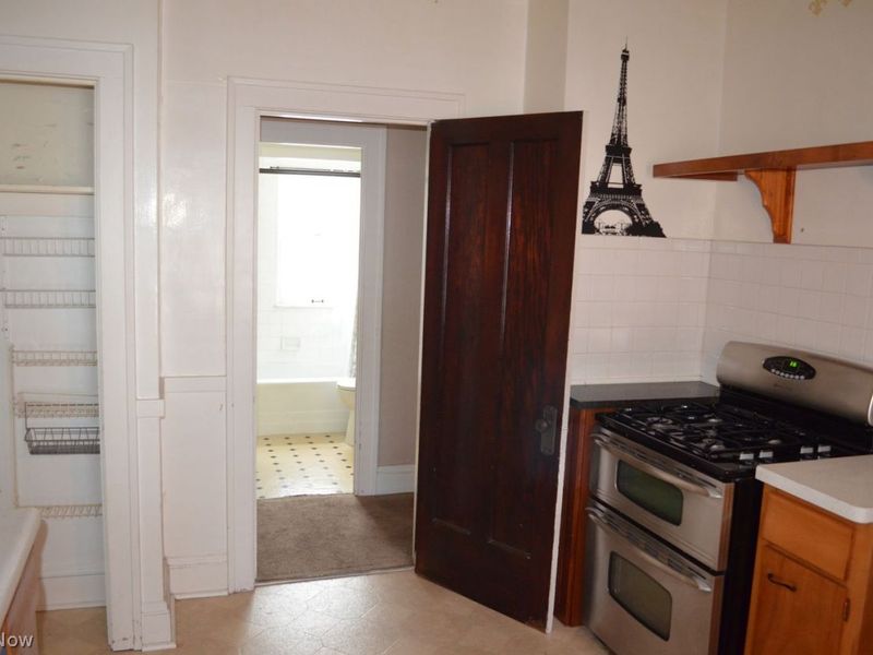 3665 W 138th Street, Cleveland, OH 44111 Photo 17