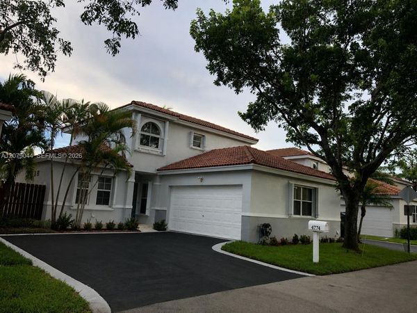 4774 NW 5th Pl , Coconut Creek, FL 33063