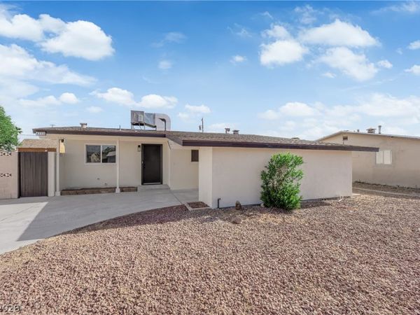 4112 Las Lomas Avenue , Las Vegas, NV 89102