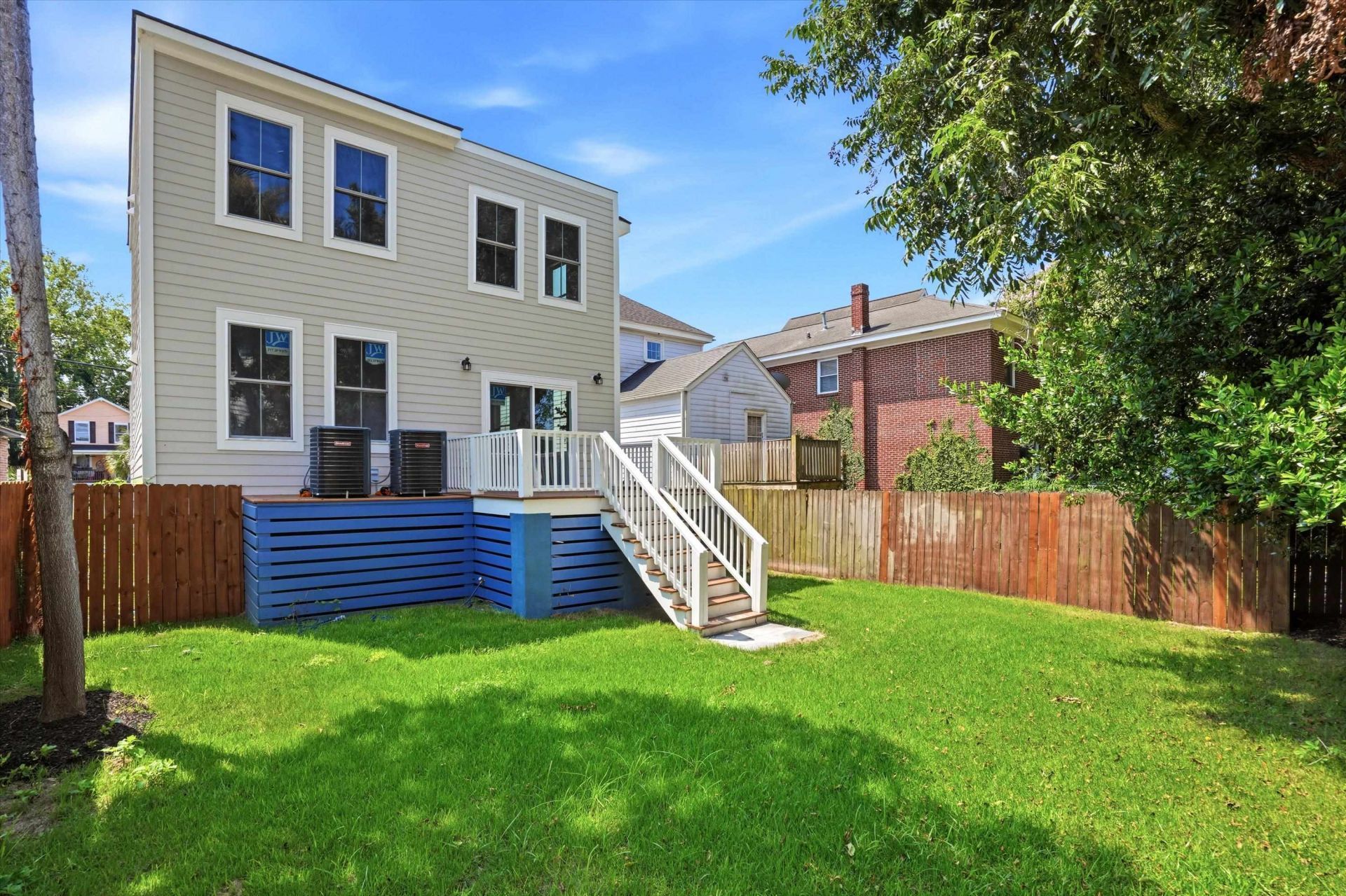 174 Fishburne St  Photo 24