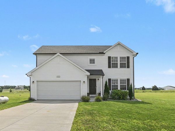 17211 Country Lane, Manchester, MI 48158
