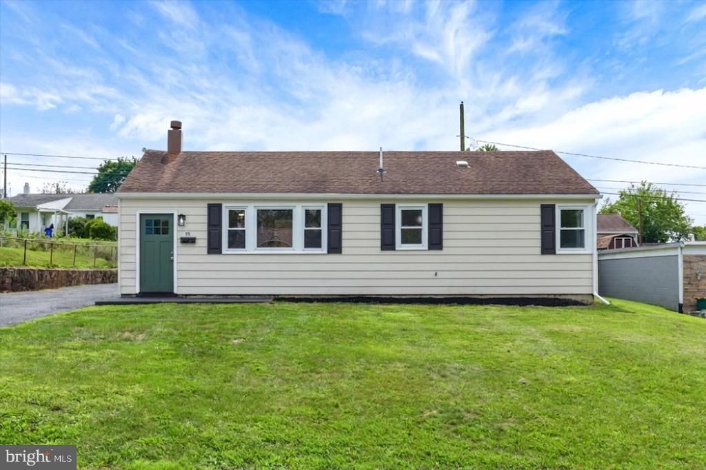 55 OLIVER ROAD , ENOLA, PA 17025