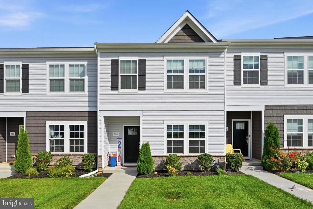 384 TREGO AVENUE , COATESVILLE, PA 19320