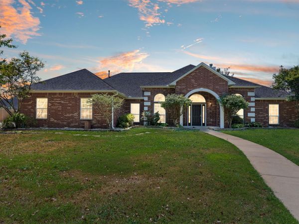 1803 Forest Park Drive , Claremore, OK 74017