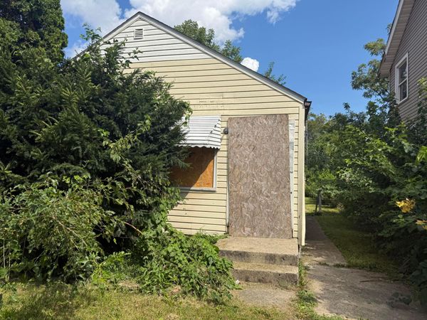 954 E 17th Avenue, Columbus, OH 43211