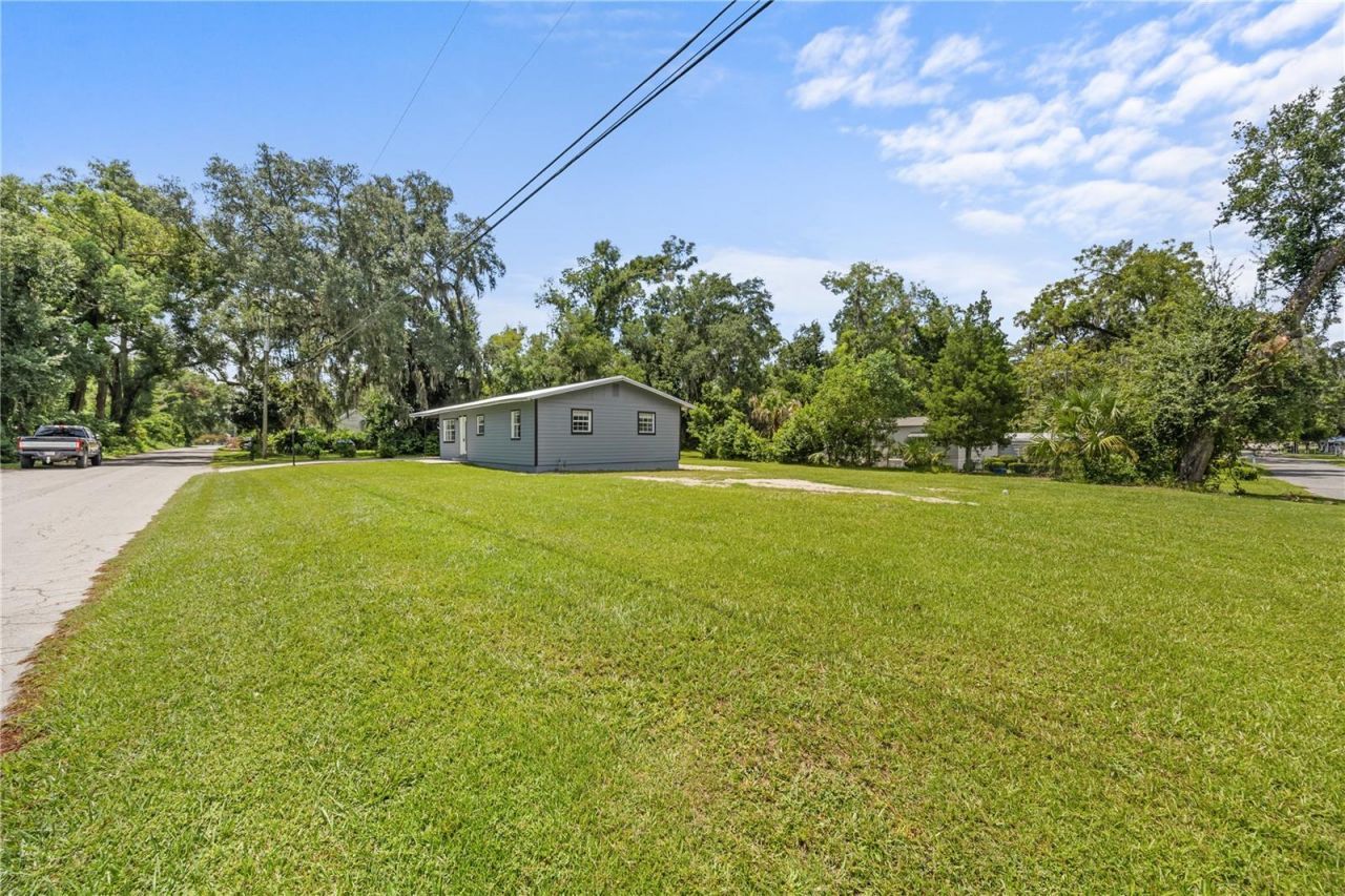 702 Church Avenue Sw, Live Oak, FL 32064 Photo