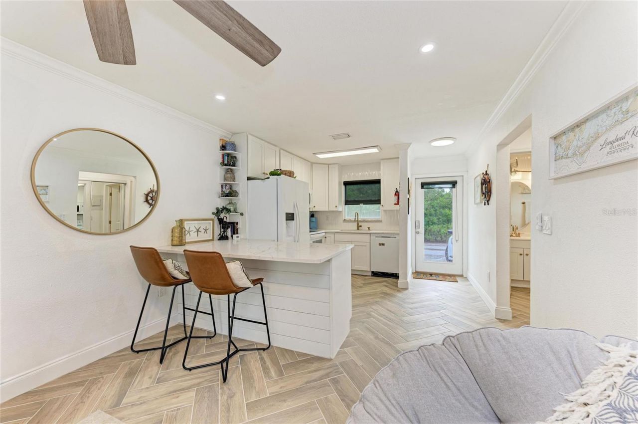 707 Saint Judes Drive S, Unit 1, Longboat Key, FL 34228 Photo