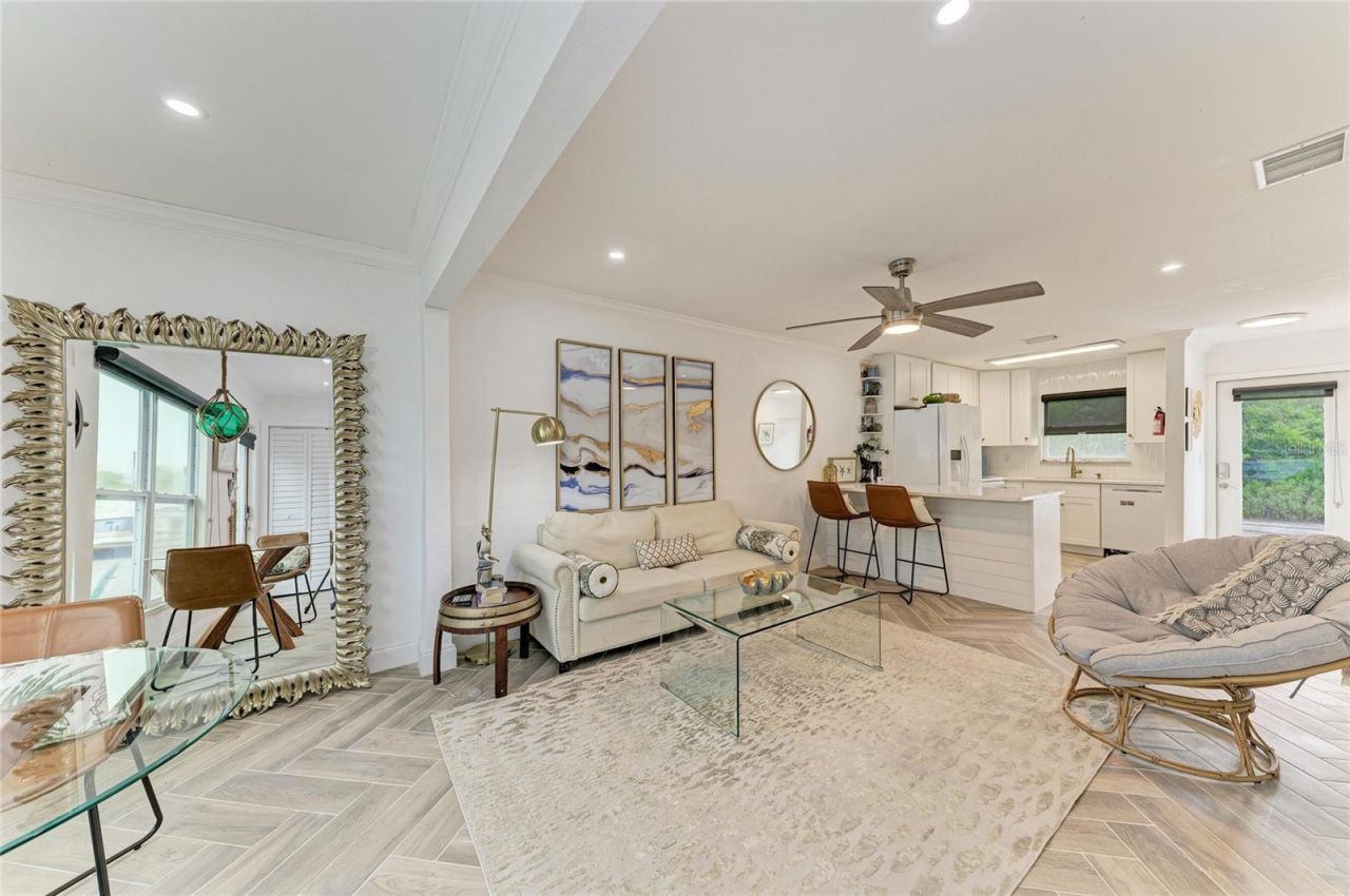 707 Saint Judes Drive S, Unit 1, Longboat Key, FL 34228 Photo