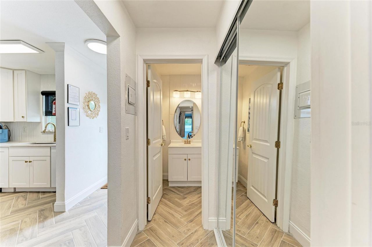 707 Saint Judes Drive S, Unit 1, Longboat Key, FL 34228 Photo