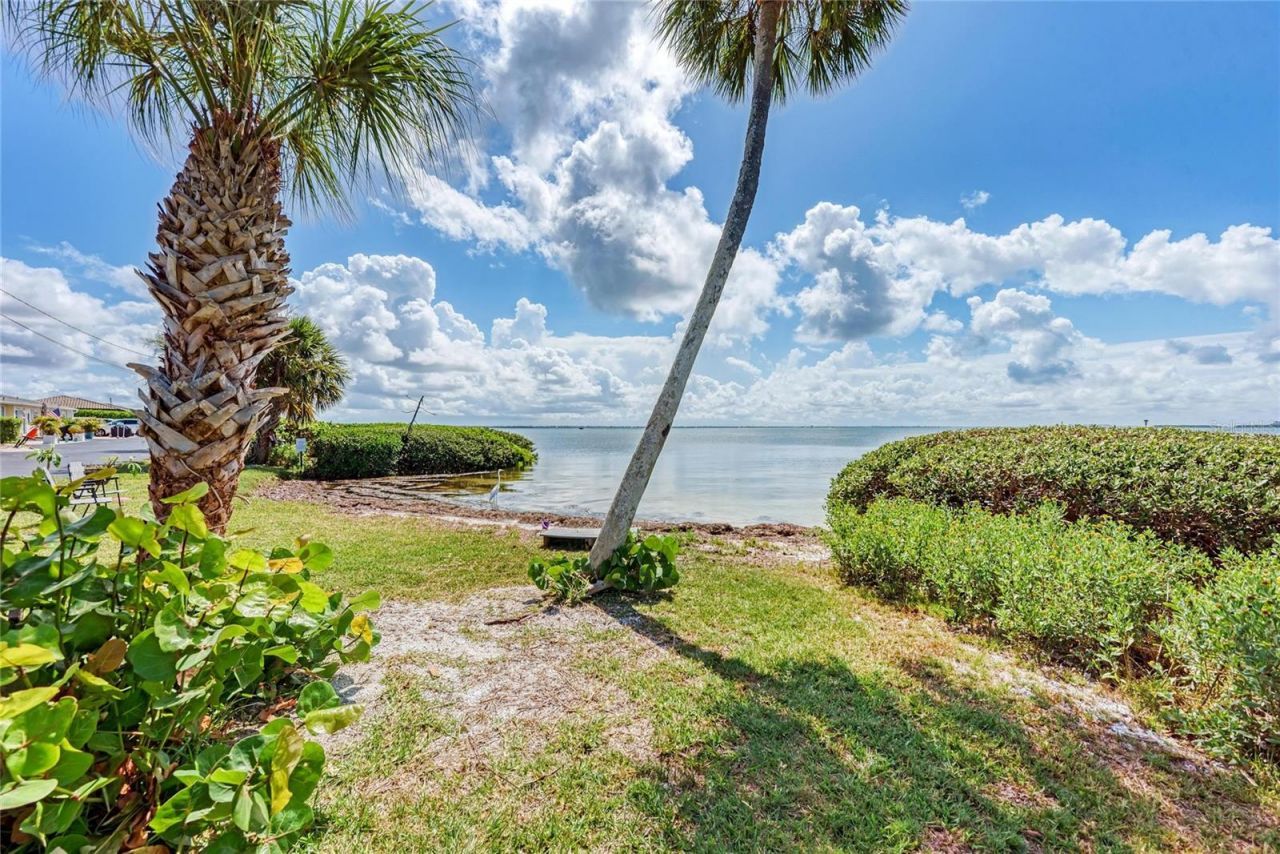 707 Saint Judes Drive S, Unit 1, Longboat Key, FL 34228 Photo