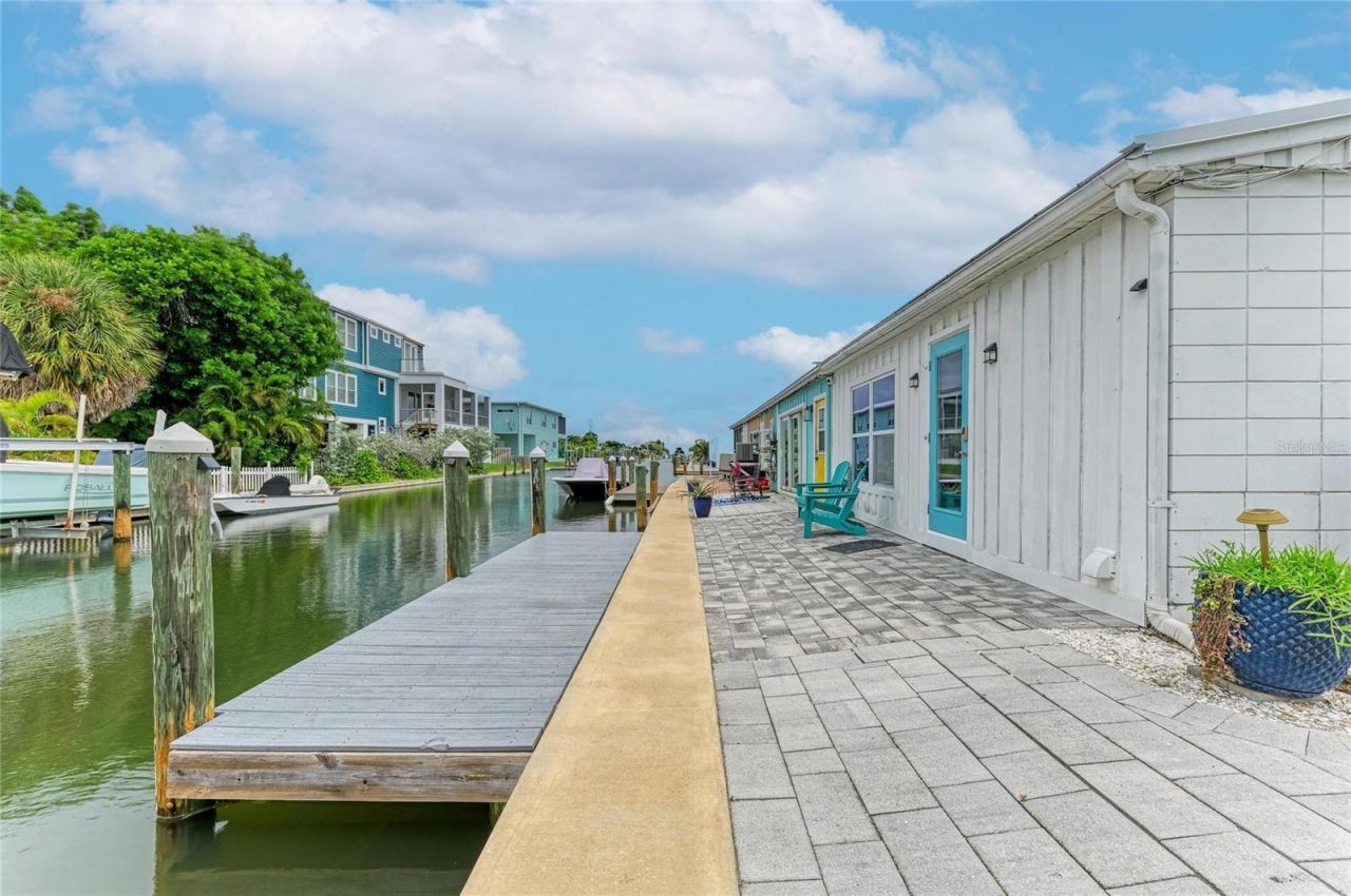707 Saint Judes Drive S, Unit 1, Longboat Key, FL 34228 Photo