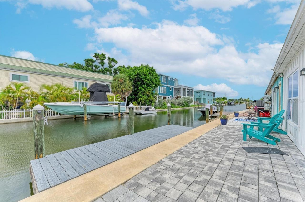 707 Saint Judes Drive S, Unit 1, Longboat Key, FL 34228 Photo