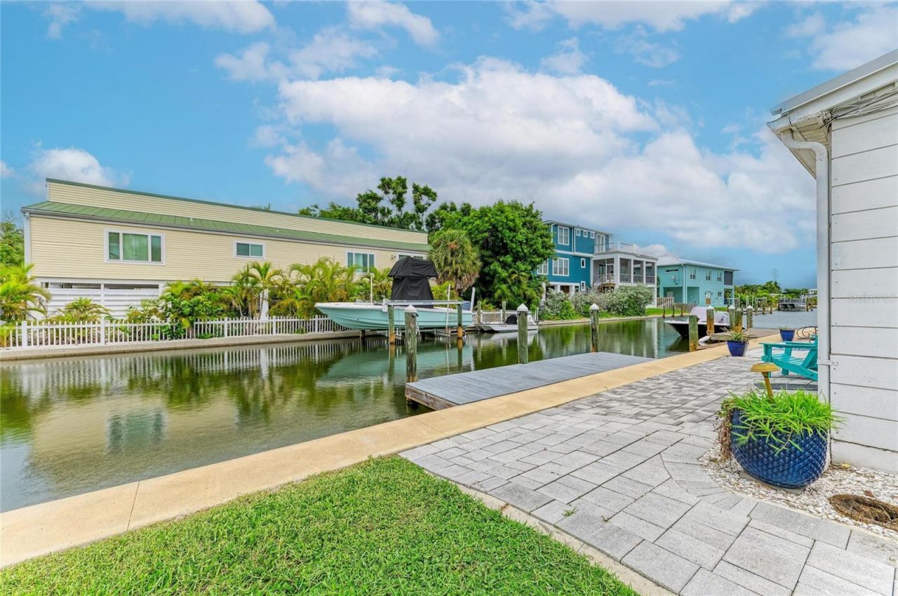 707 Saint Judes Drive S, Unit 1, Longboat Key, FL 34228 Photo