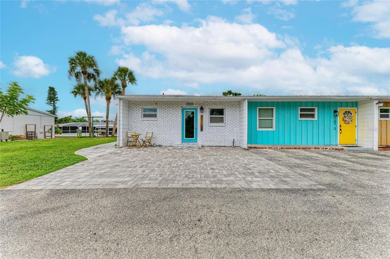 707 Saint Judes Drive S, Unit 1, Longboat Key, FL 34228 Photo