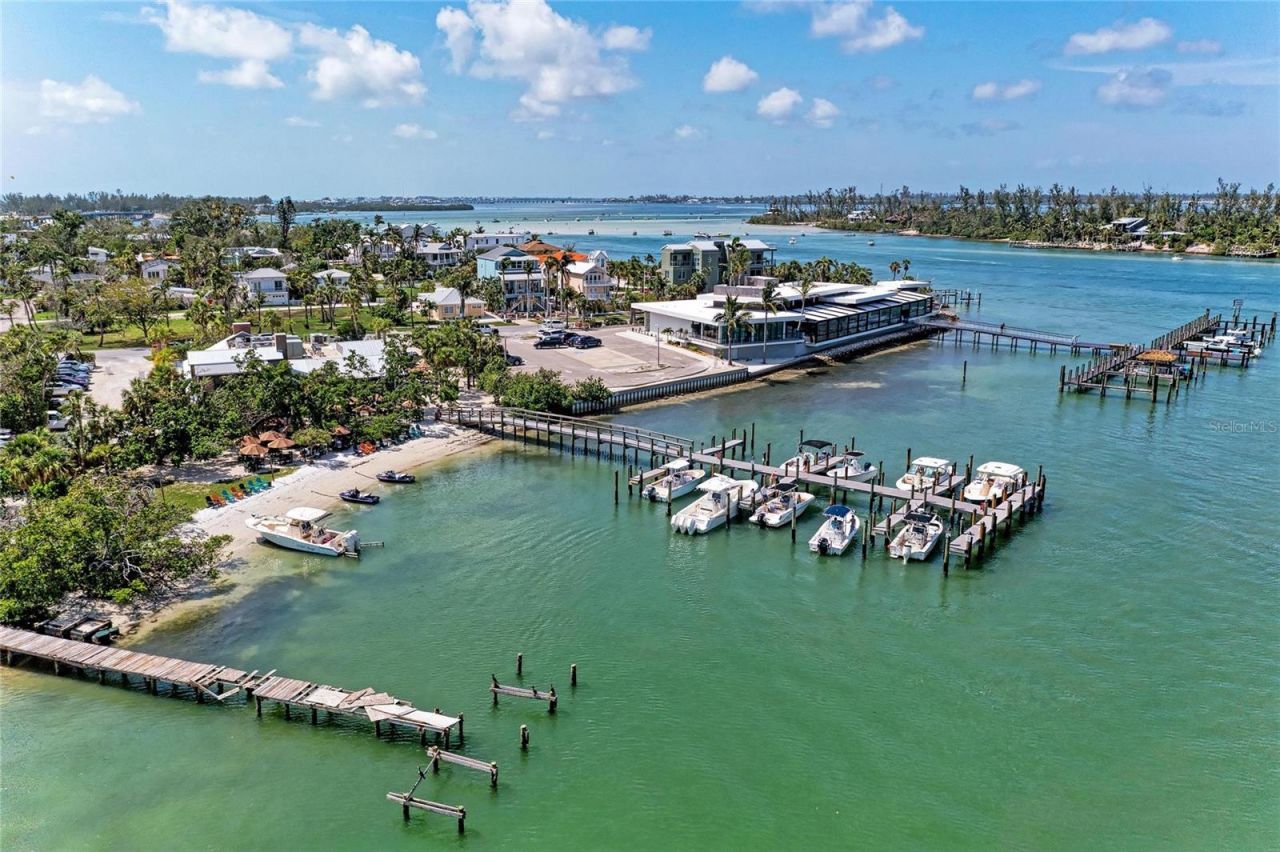 707 Saint Judes Drive S, Unit 1, Longboat Key, FL 34228 Photo