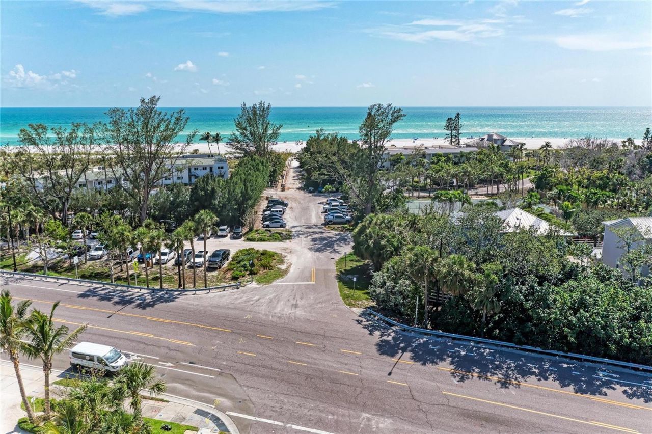 707 Saint Judes Drive S, Unit 1, Longboat Key, FL 34228 Photo