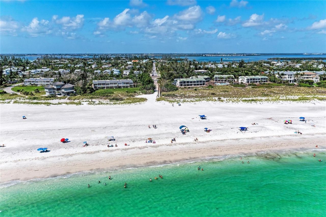 707 Saint Judes Drive S, Unit 1, Longboat Key, FL 34228 Photo