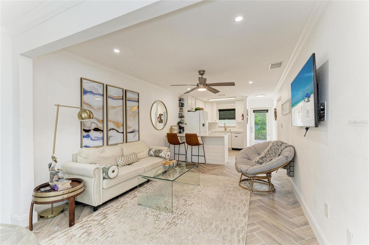 707 Saint Judes Drive S, Unit 1, Longboat Key, FL 34228 Photo