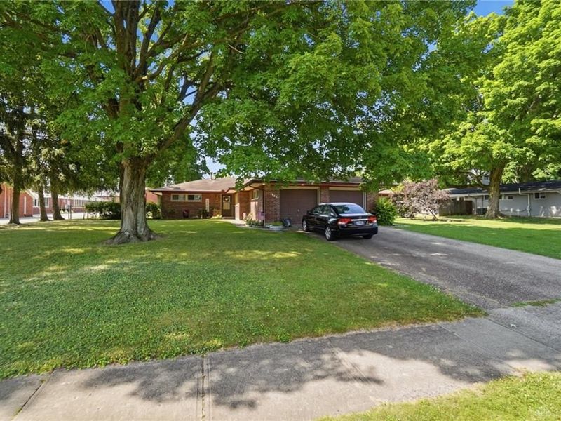 850-854 Dorothy Lane, Kettering, OH 45419 Photo 2