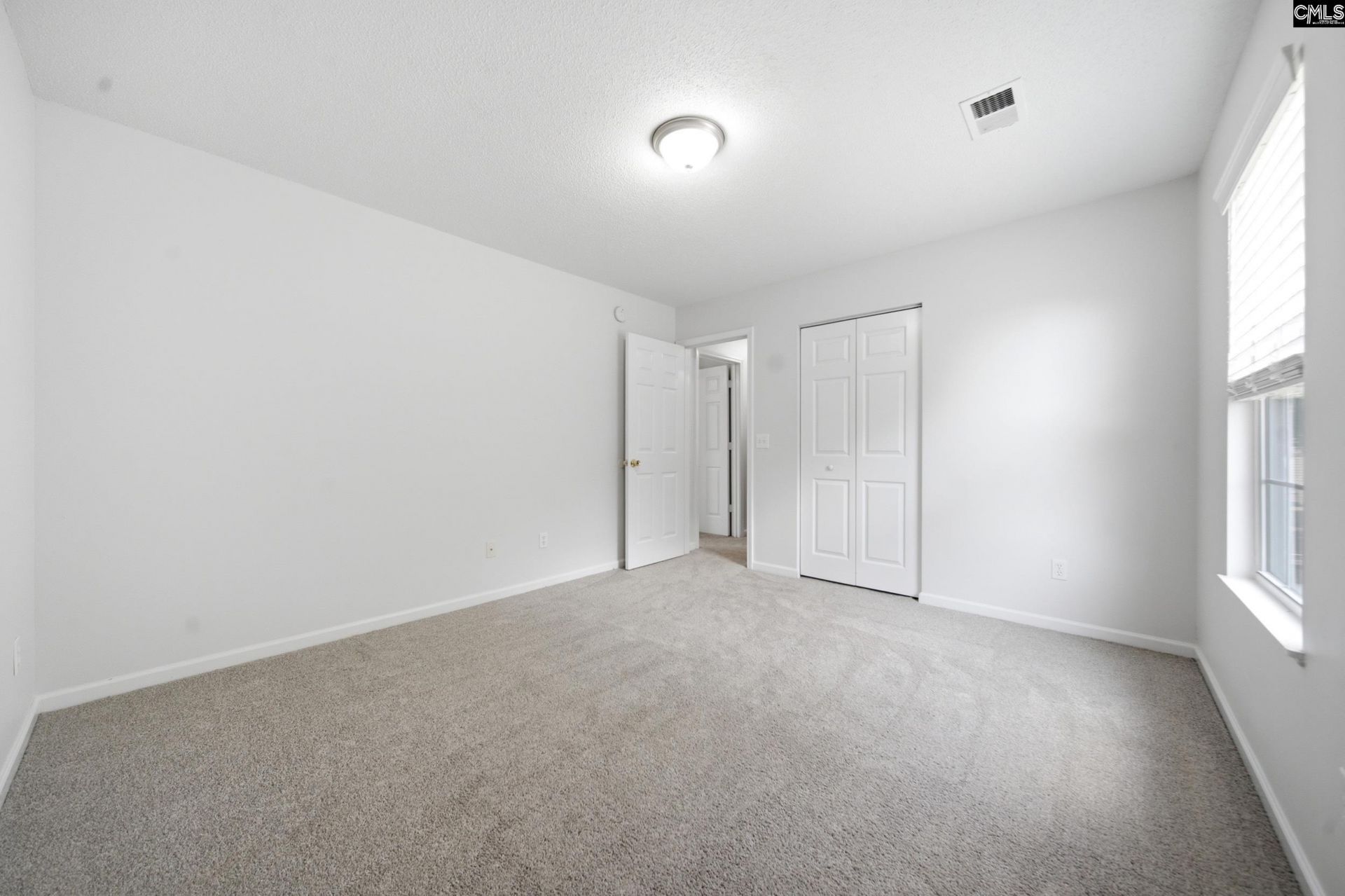 2240 Wilkinson Drive  Photo 10