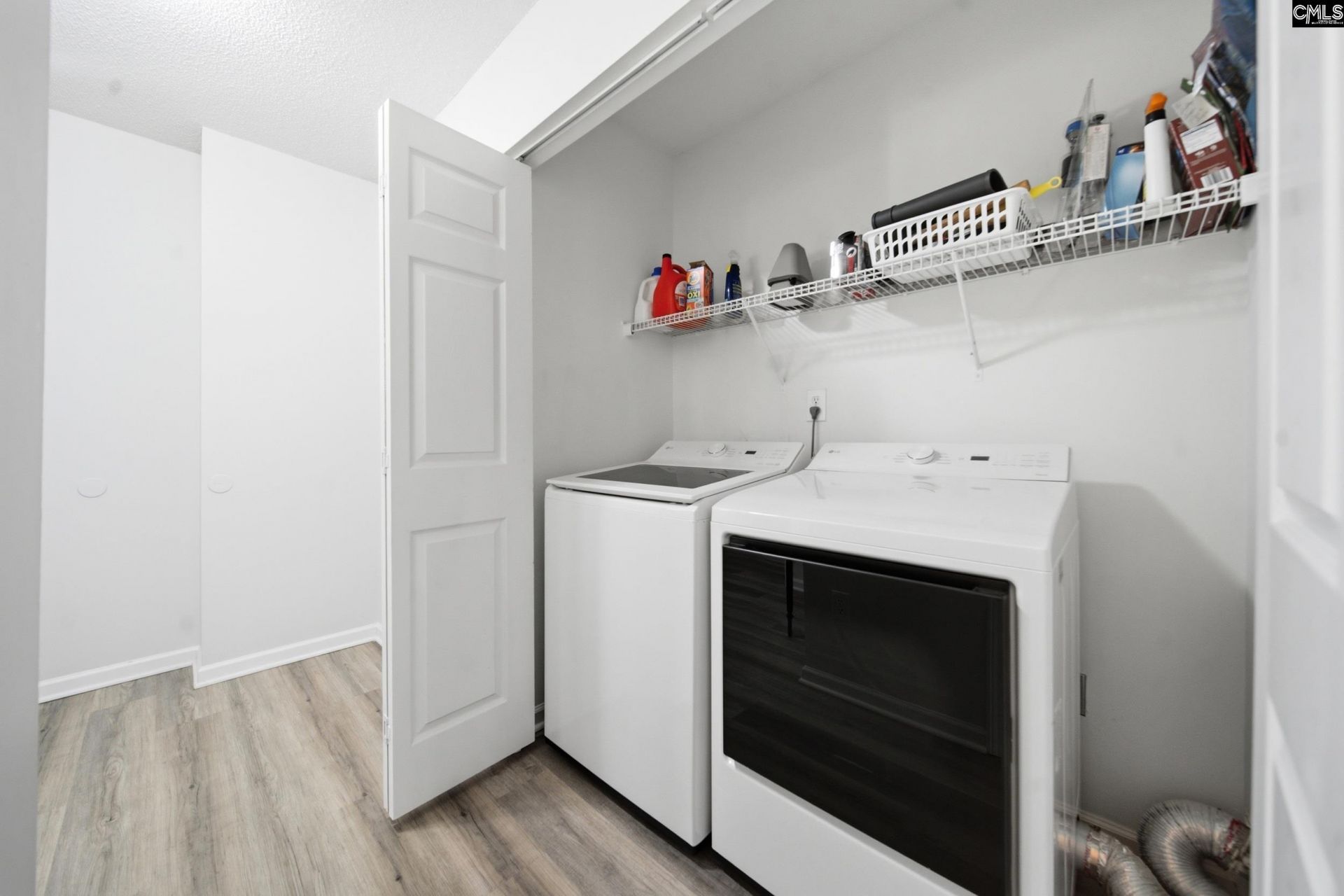 2240 Wilkinson Drive  Photo 8