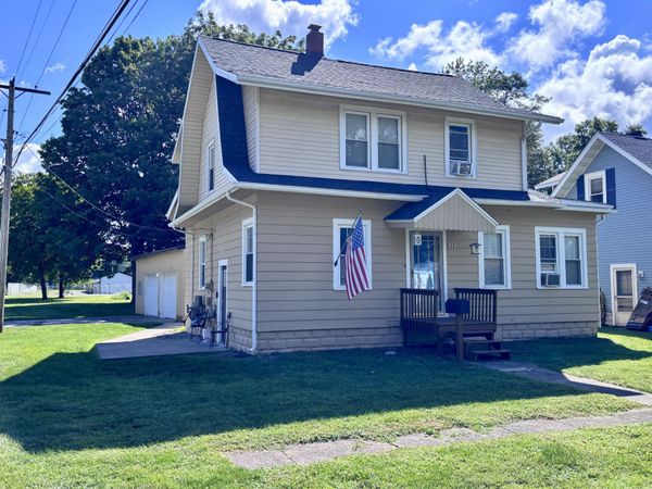 111 Arden Park Avenue, Sturgis, MI 49091