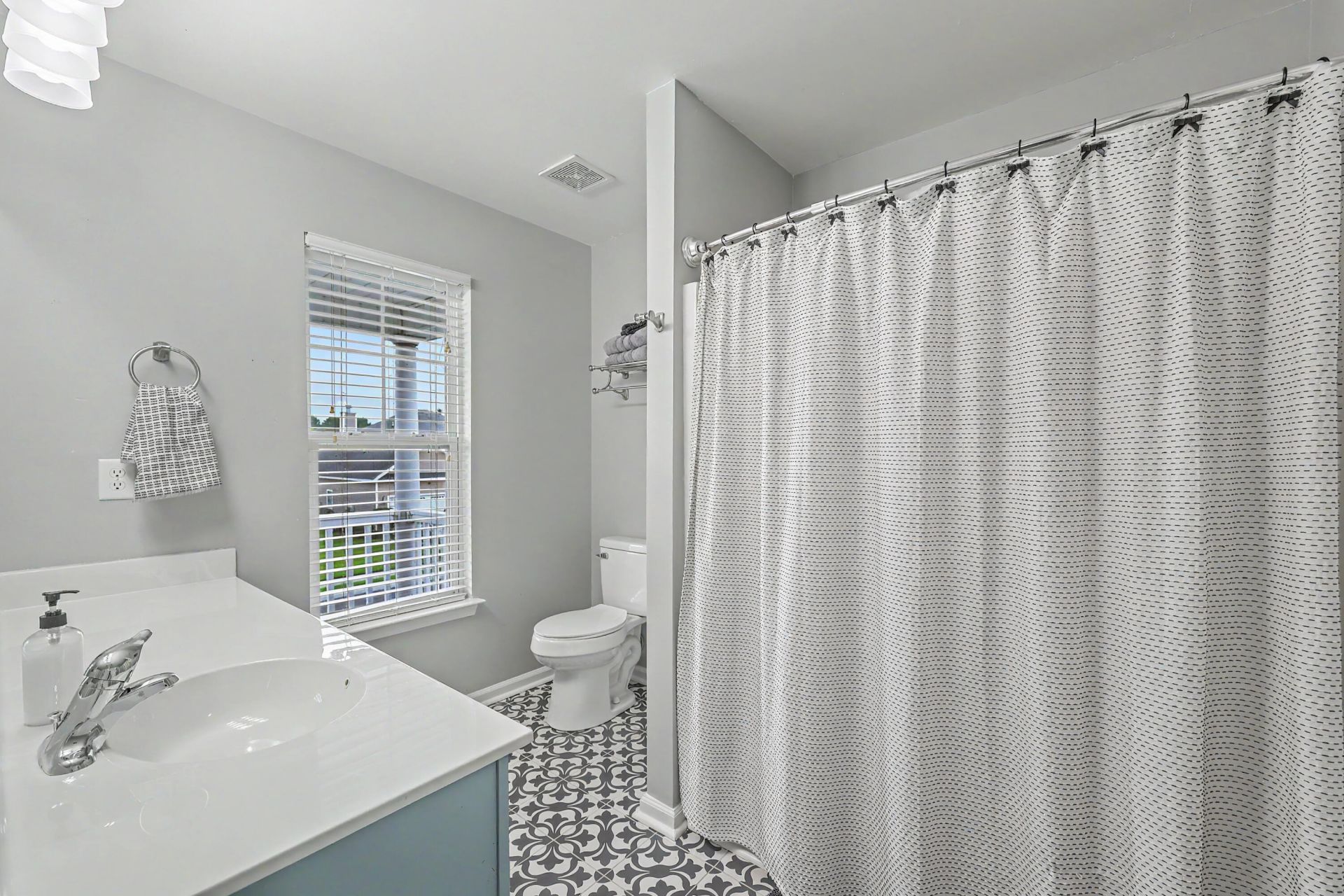 115 Worthington Drive Photo 20