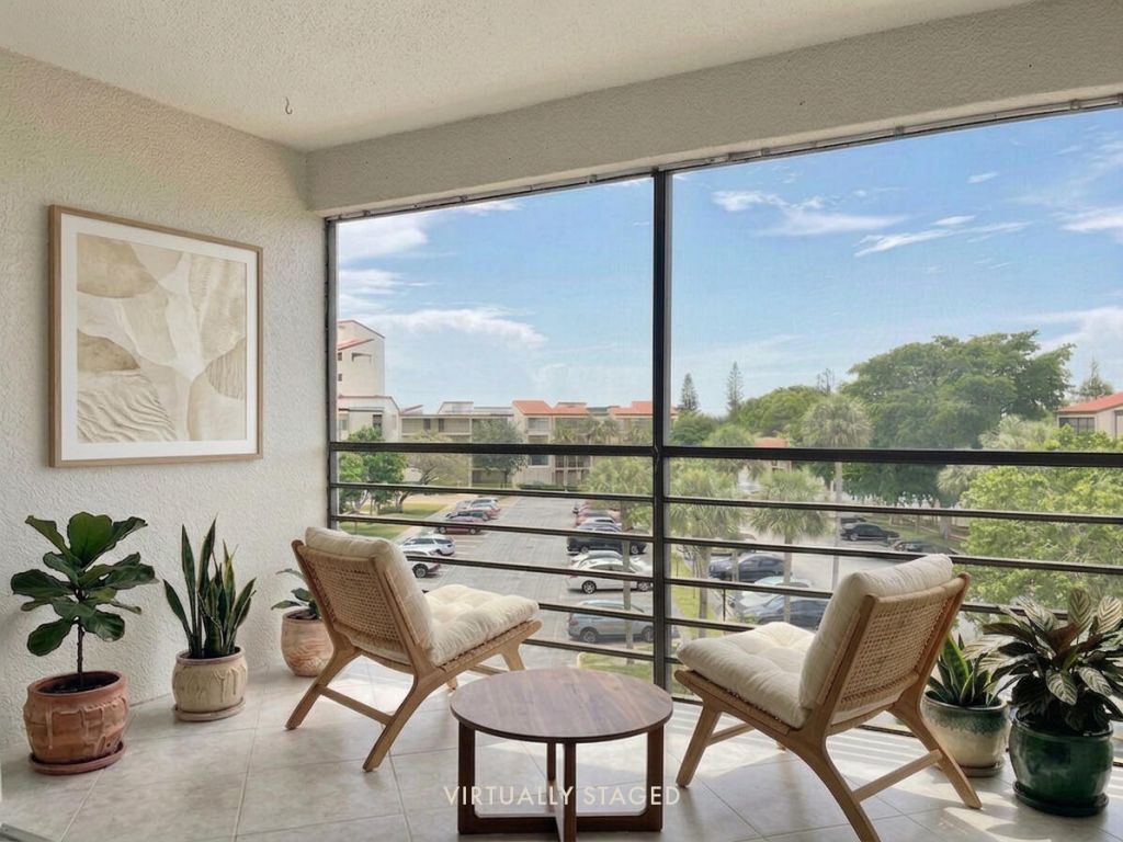 2306 S Cypress Bend Drive, Unit 420, Pompano Beach, FL 33069 Photo