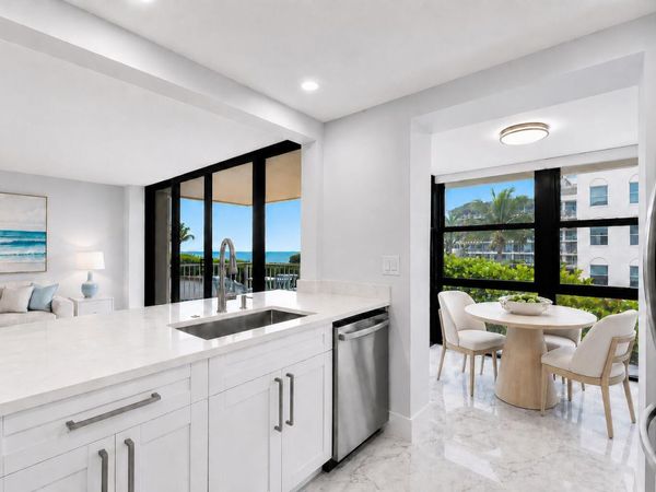 3200 S OCEAN Boulevard, Unit A202, Palm Beach, FL 33480