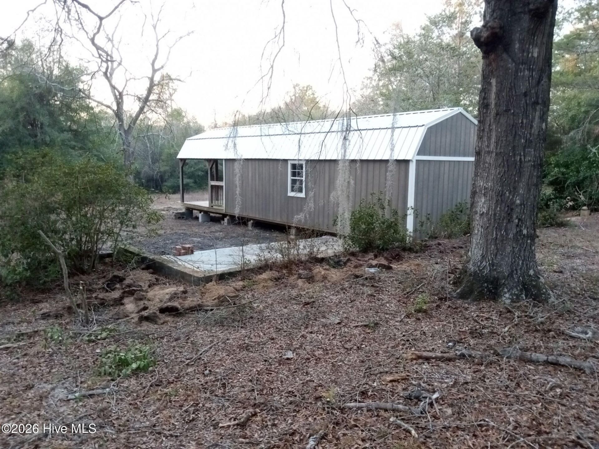 324 Goodman Road Photo 6