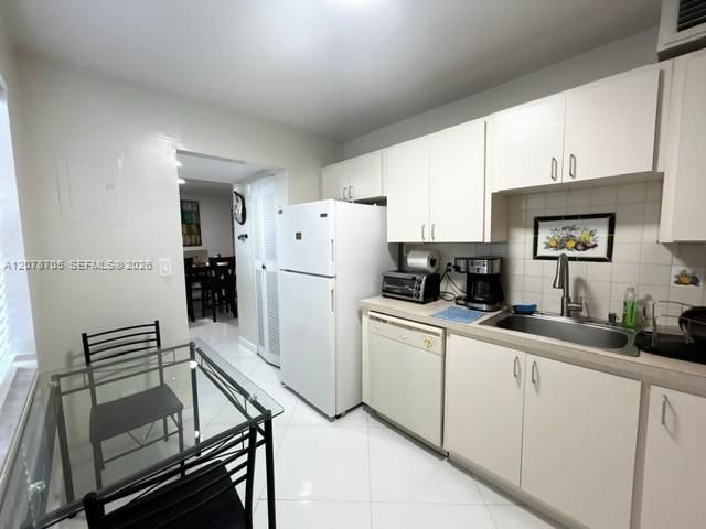 Please Call For Address, Unit 312, Lauderdale Lakes, FL 33319 Photo