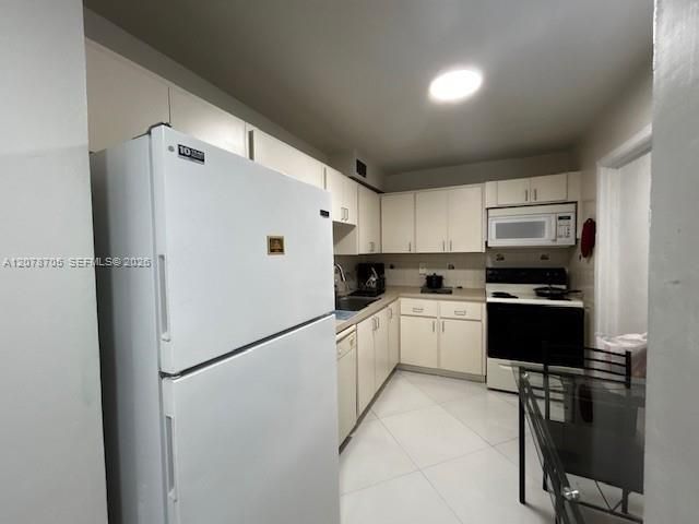 Please Call For Address, Unit 312, Lauderdale Lakes, FL 33319 Photo