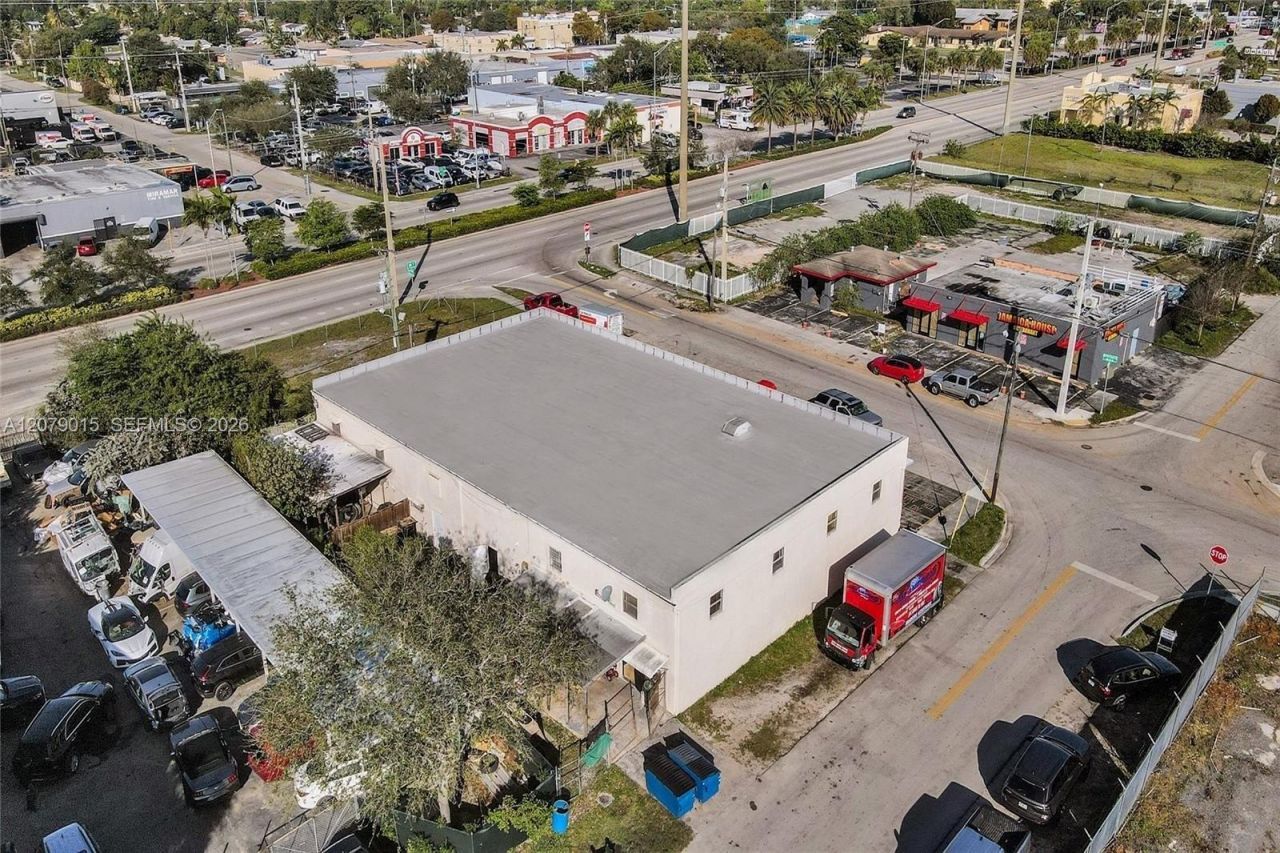 5960 SW 23rd St, West Park, FL 33023 Photo