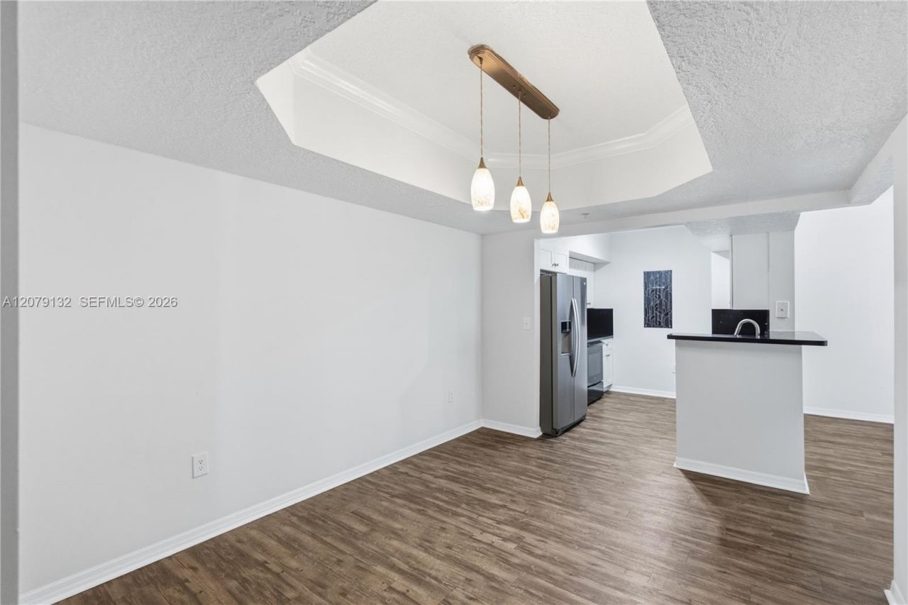 11701 SW 2nd St, Unit 5306, Pembroke Pines, FL 33025 Photo