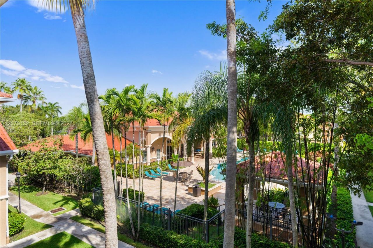 11701 SW 2nd St, Unit 5306, Pembroke Pines, FL 33025 Photo
