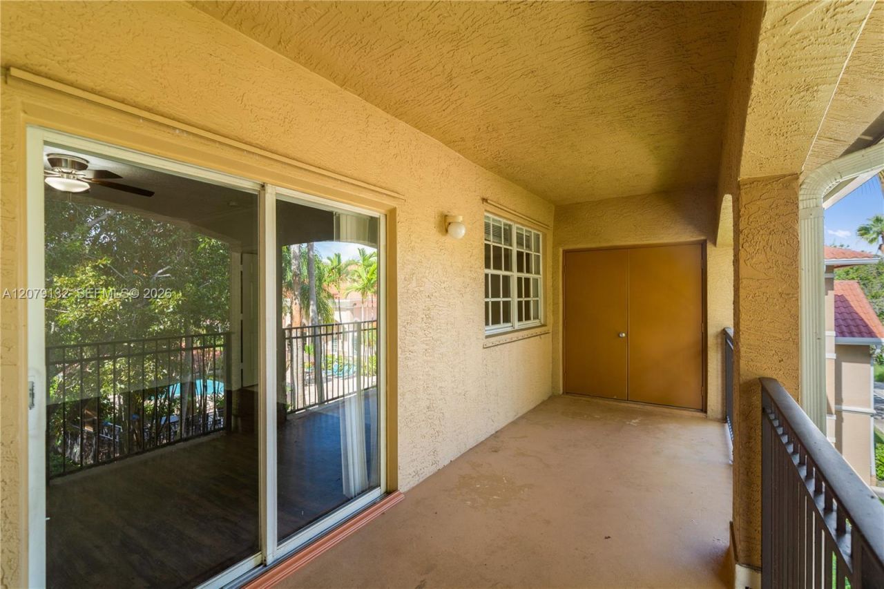 11701 SW 2nd St, Unit 5306, Pembroke Pines, FL 33025 Photo