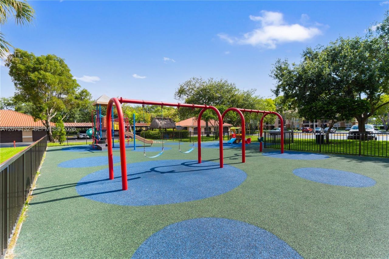11701 SW 2nd St, Unit 5306, Pembroke Pines, FL 33025 Photo