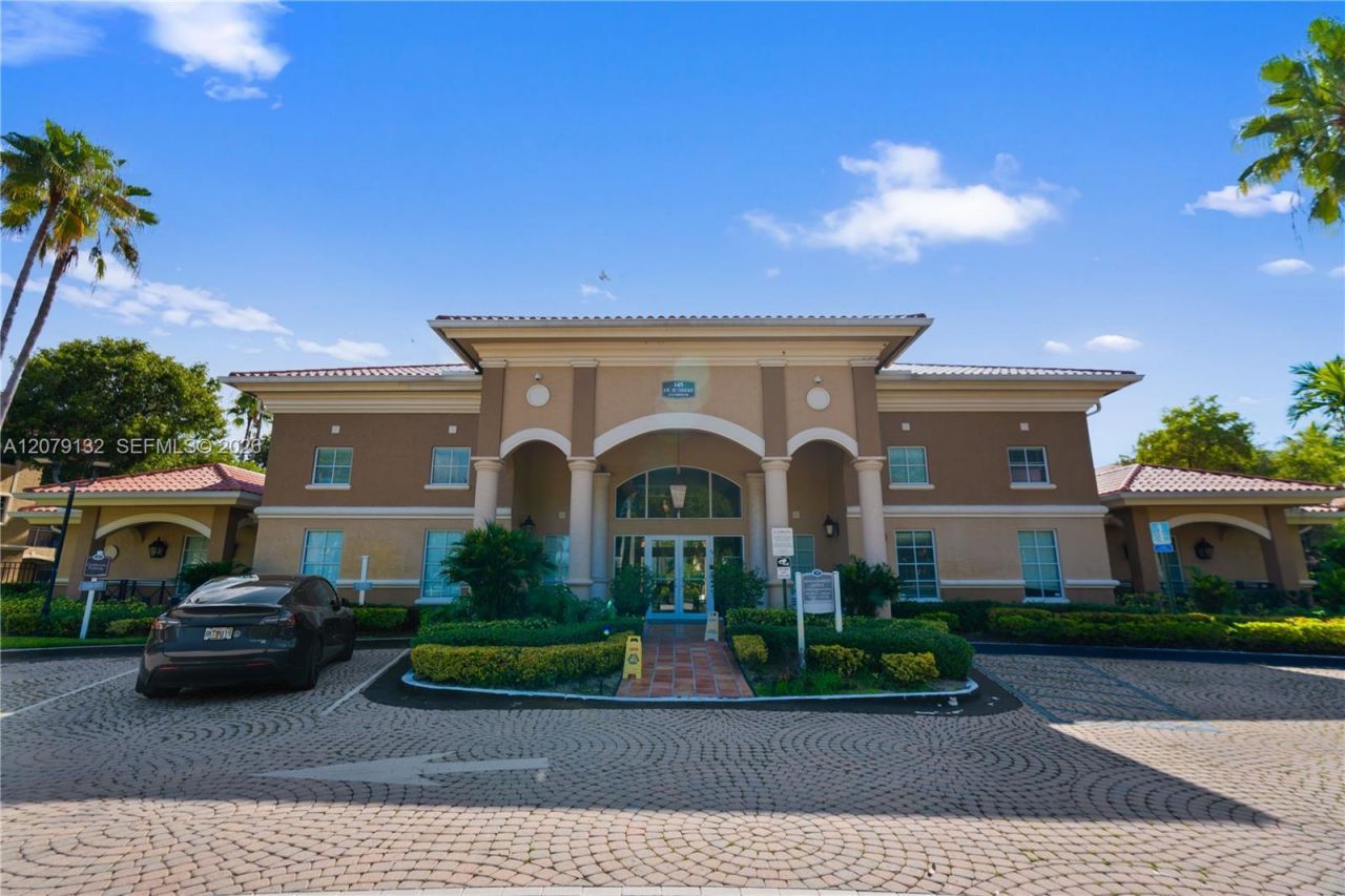 11701 SW 2nd St, Unit 5306, Pembroke Pines, FL 33025 Photo